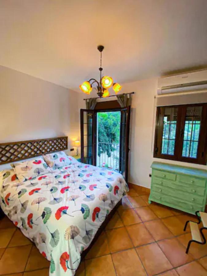 Willa Grazalema - Casita La Calma - Incredible Views, Clima Frio-Calor, Wifi & Private Parking Optional Zewnętrze zdjęcie