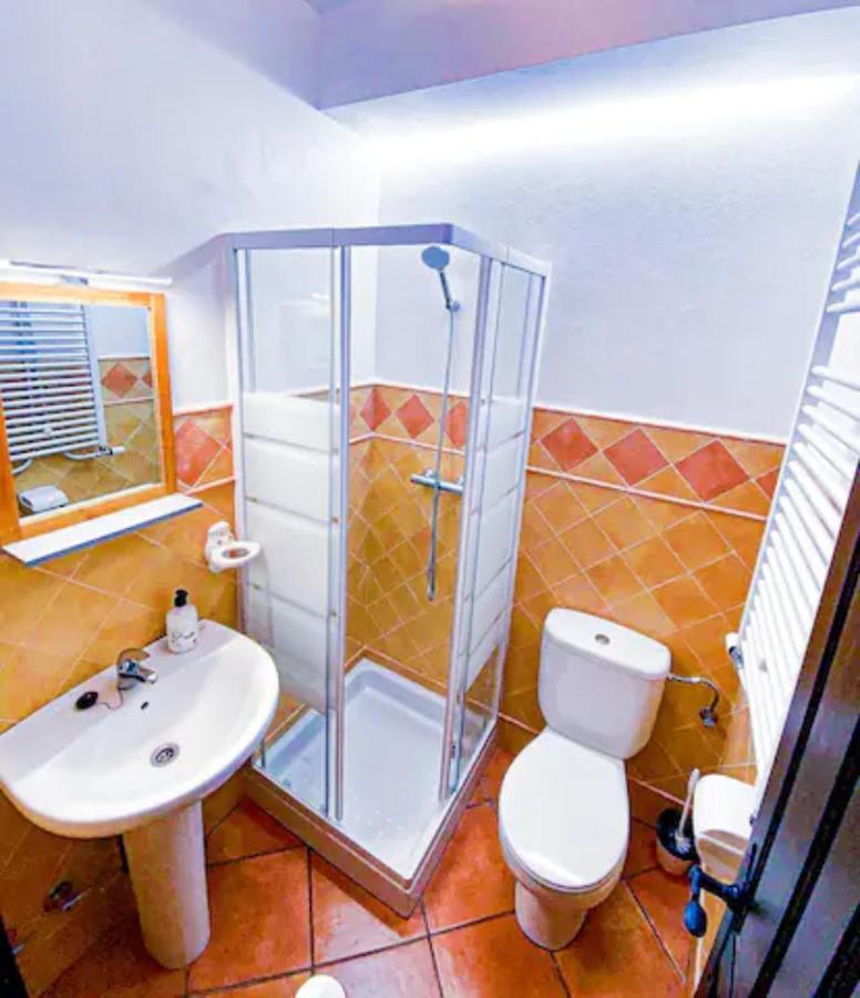 Willa Grazalema - Casita La Calma - Incredible Views, Clima Frio-Calor, Wifi & Private Parking Optional Zewnętrze zdjęcie